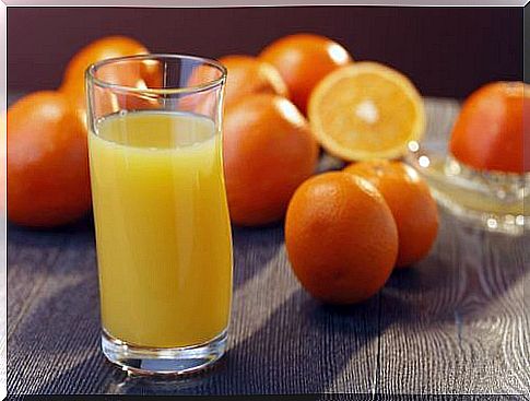 Fruits that help lower your uric acid levels: oranges