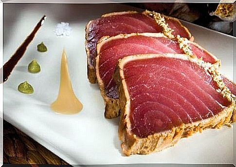 Tuna is one of the foods with the most toxins