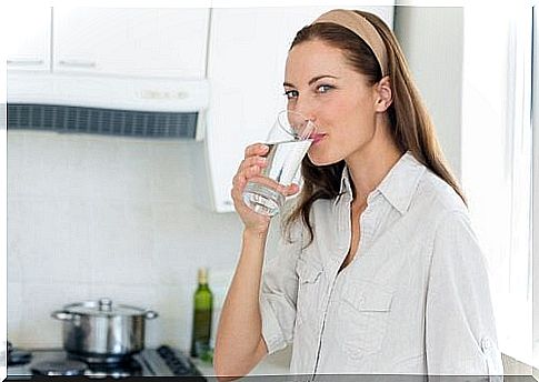 Drinking water every day to improve your health