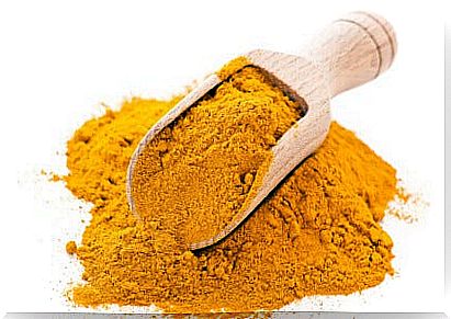 Curry powder contains turmeric