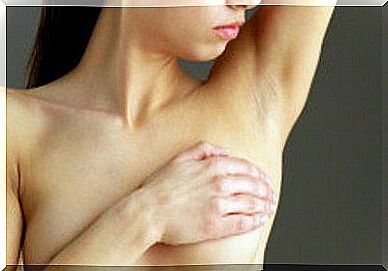 Help prevent breast cancer by detoxifying the armpits