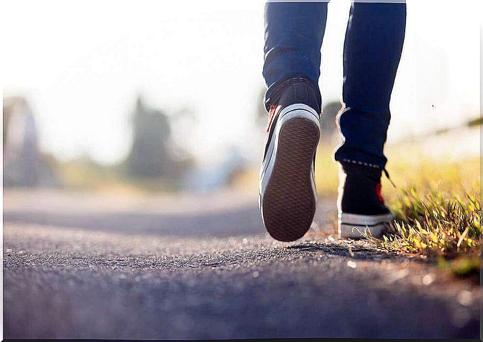 walking is one of the natural remedies for prostate problems