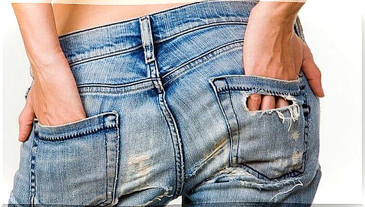 The reasons behind the pimples on your buttocks